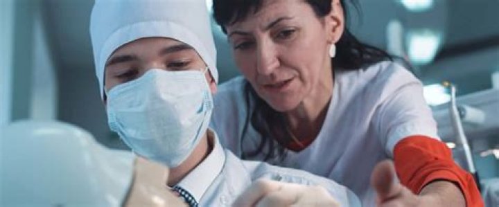 Are doctors richer than dentists?