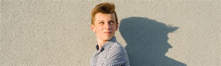 Can 14 year olds work UK?