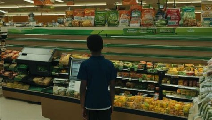 Can a 12 year old work at Woolworths?