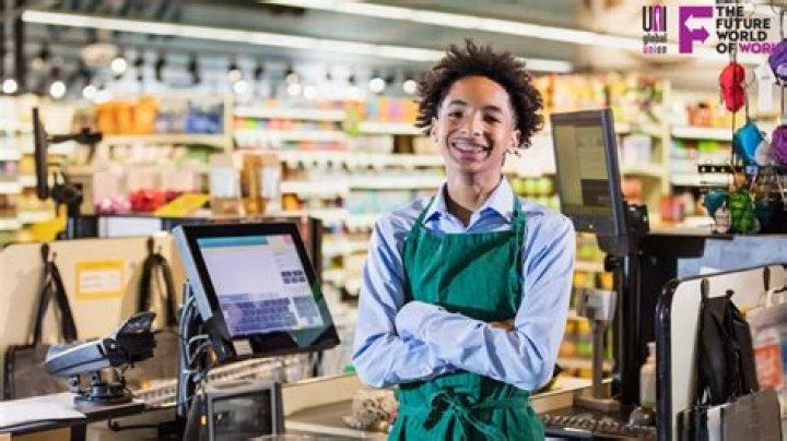 Can a 14 year old work at Publix?