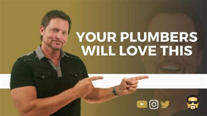 Can plumbers make 6 figures?