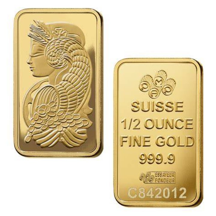 How big is a half ounce of gold?
