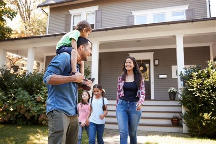 How do I get homeowners insurance after dropping?