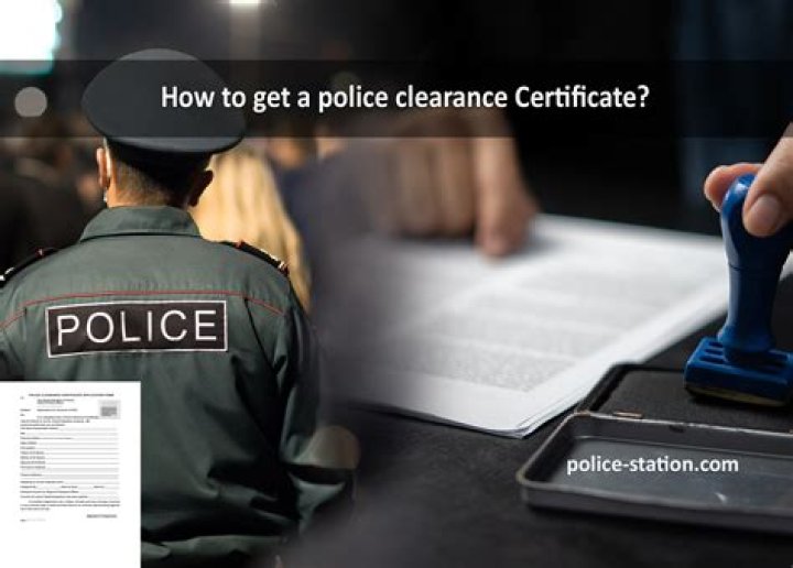 How do you become a title officer in Arizona?