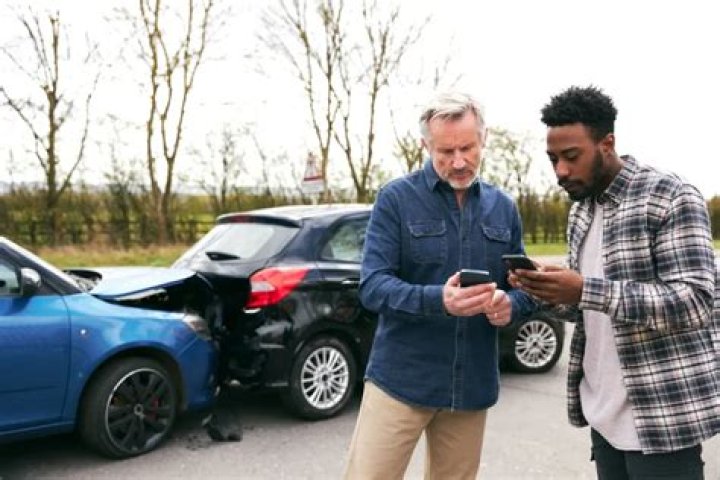 How much can someone sue for a car accident in Texas?