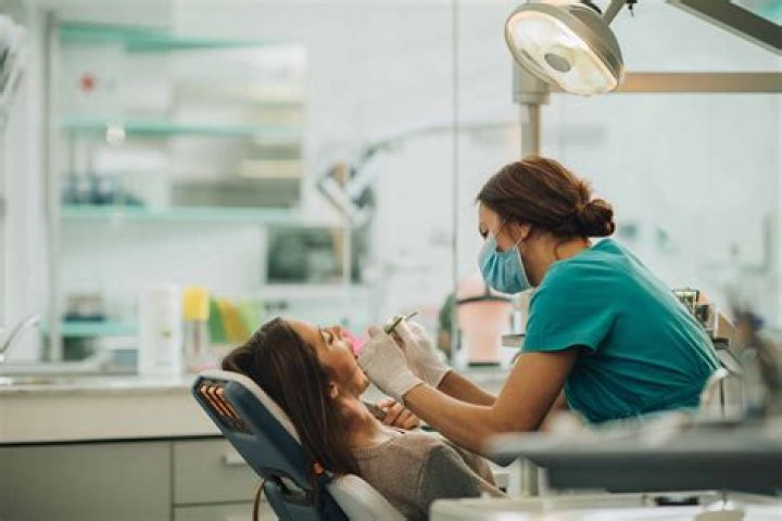 Is being a dentist a good career?