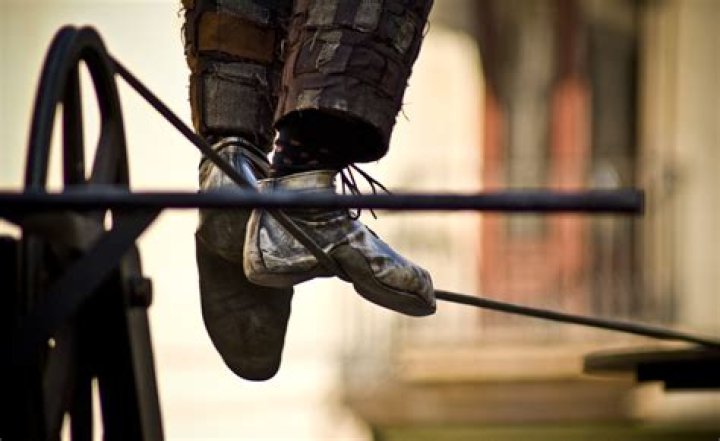 Is tightrope walking difficult?