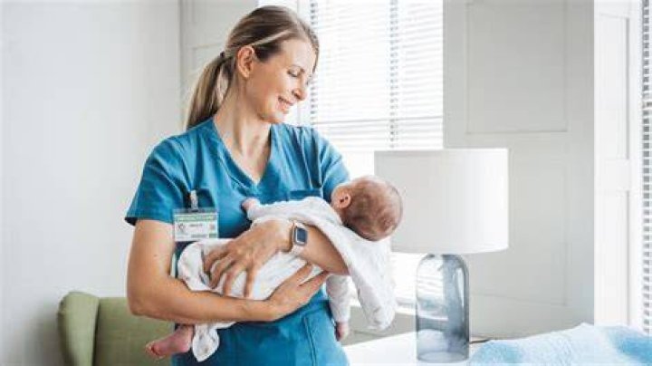 What are the duties of a labor and delivery nurse?