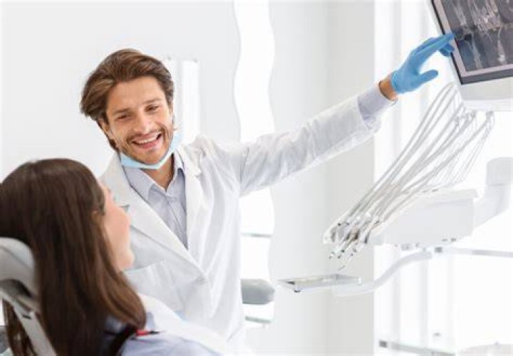 What are the responsibilities of a dental office manager?