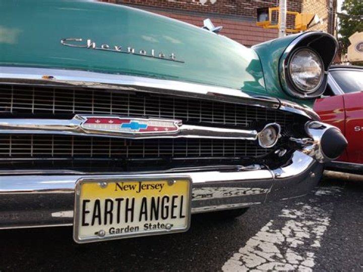 What charity takes old cars?