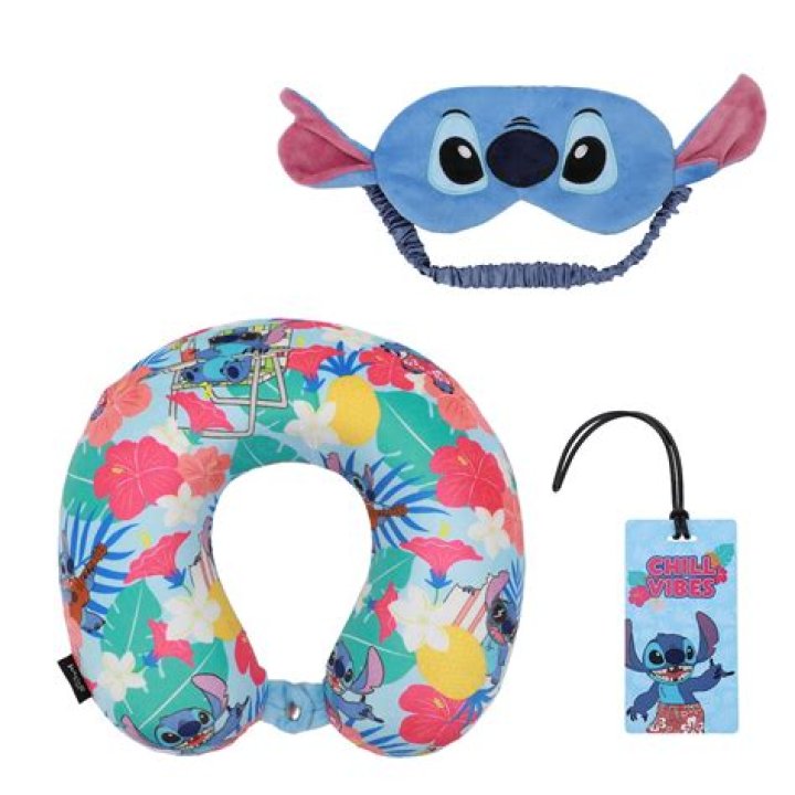 What did Lilo put around Stitch neck?