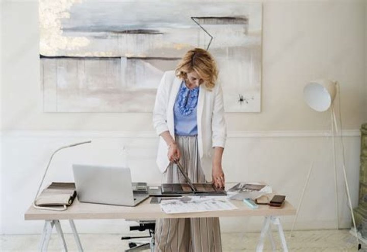 What do interior designers wear to work?