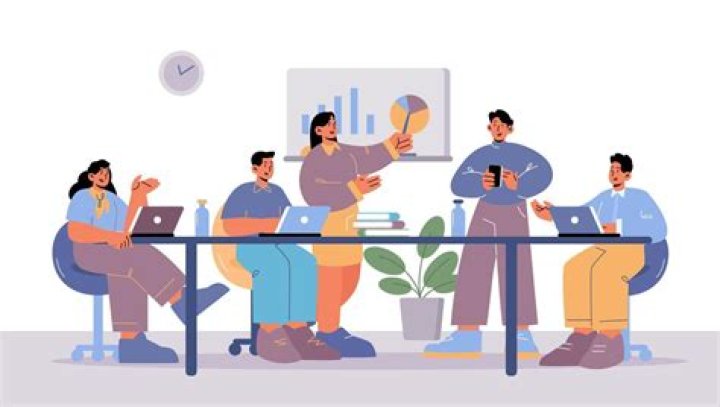 What is the main purpose of a group interview?