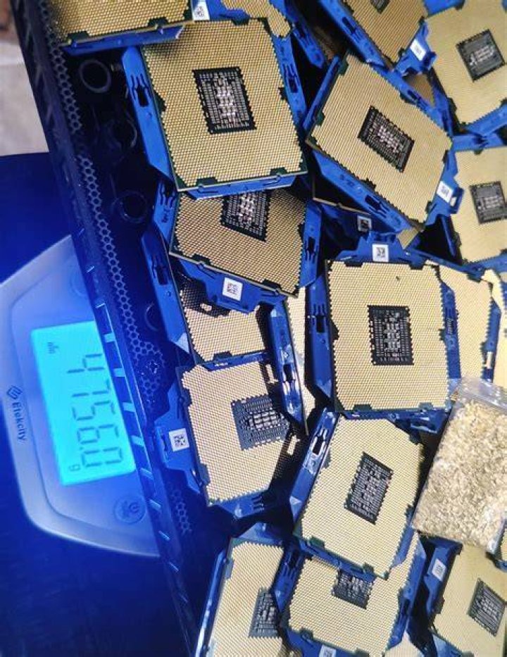 What parts of a computer have gold?