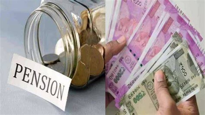 Which bank gives loan for pensioners?