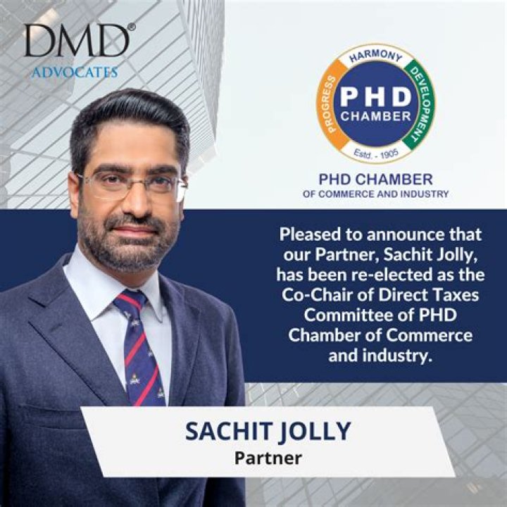 Who is the president of PHD Chamber of Commerce and Industry?